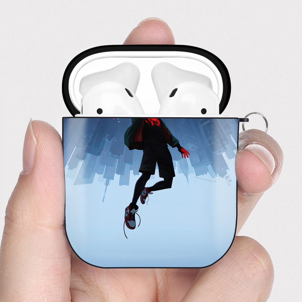 （画像用） Spider Man スパイダーマン AirPods 第2世代保護ケース ハードシェル ブラック 耐衝撃・防指紋・カラビナ付き