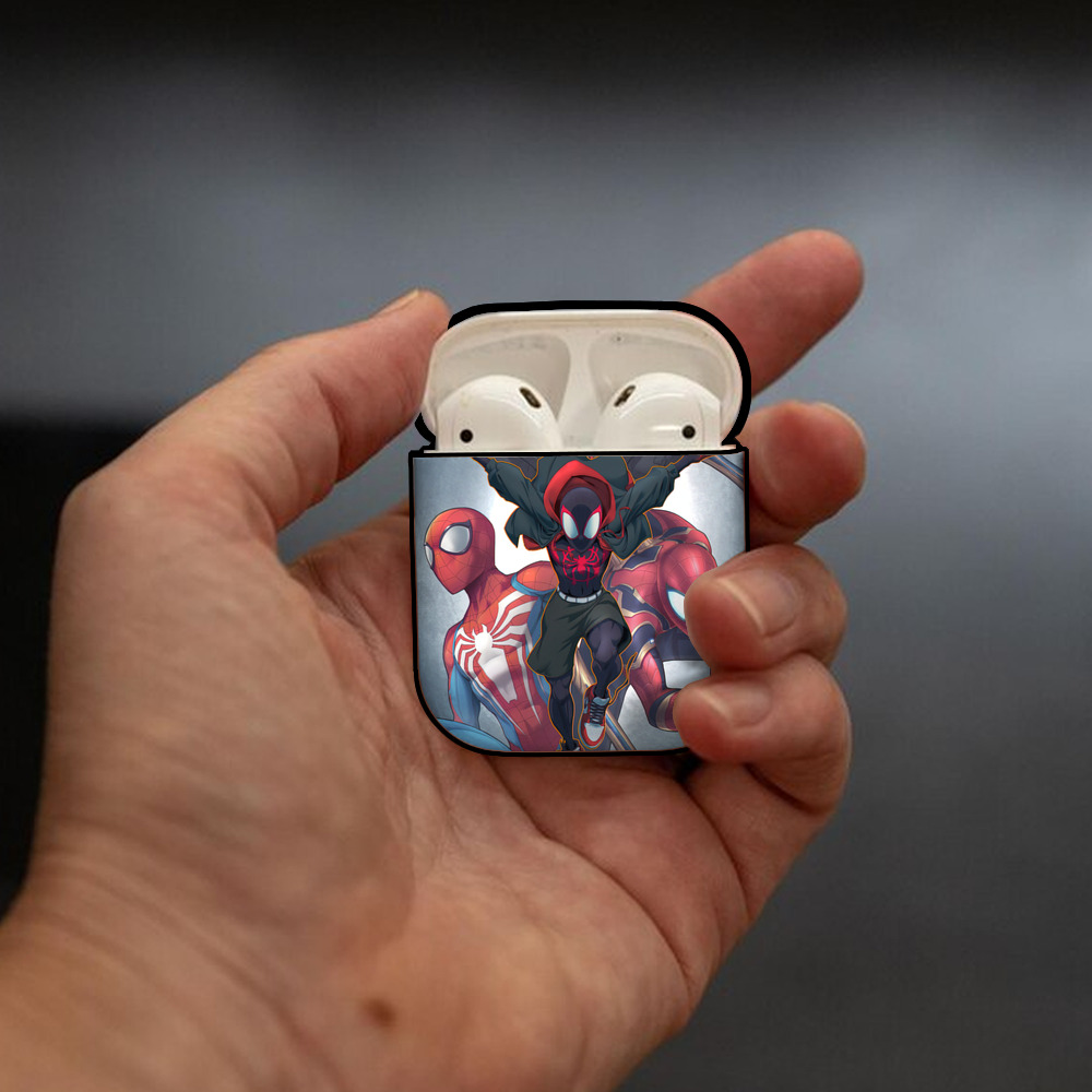 Spider Man スパイダーマン AirPods 第2世代保護ケース ハードシェル ブラック 耐衝撃・防指紋・カラビナ付き
