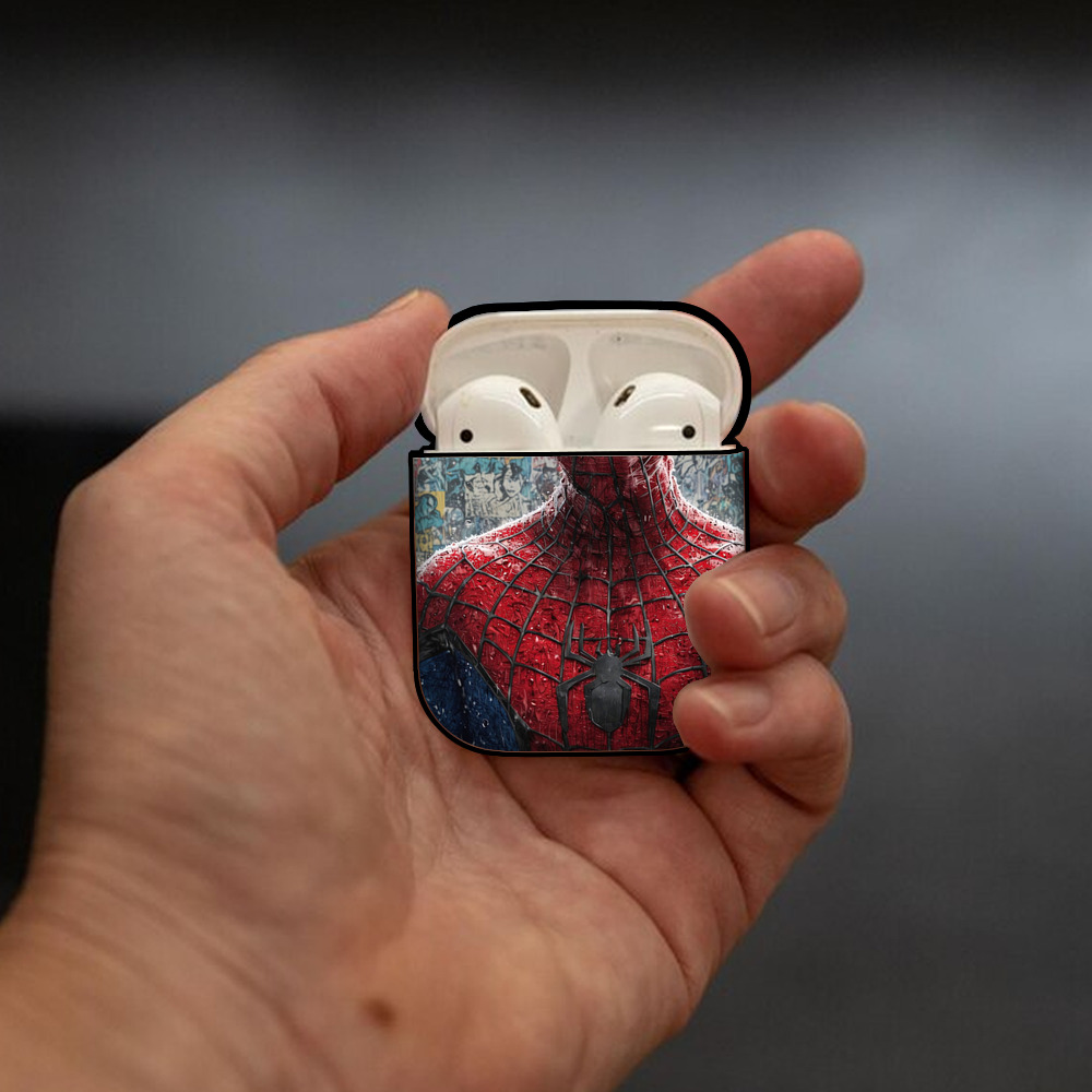 Spider Man スパイダーマン AirPods 第2世代保護ケース ハードシェル ブラック 耐衝撃・防指紋・カラビナ付き