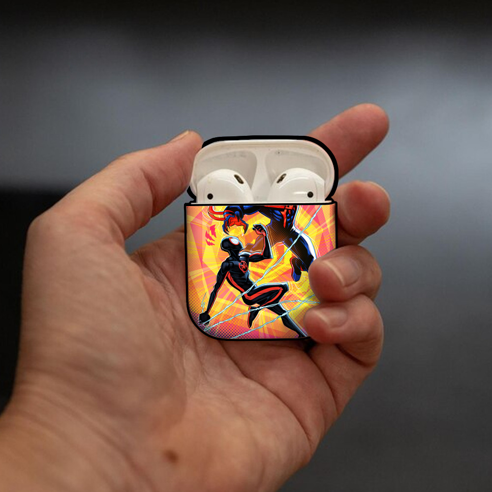 Spider Man スパイダーマン AirPods 第2世代保護ケース ハードシェル ブラック 耐衝撃・防指紋・カラビナ付き