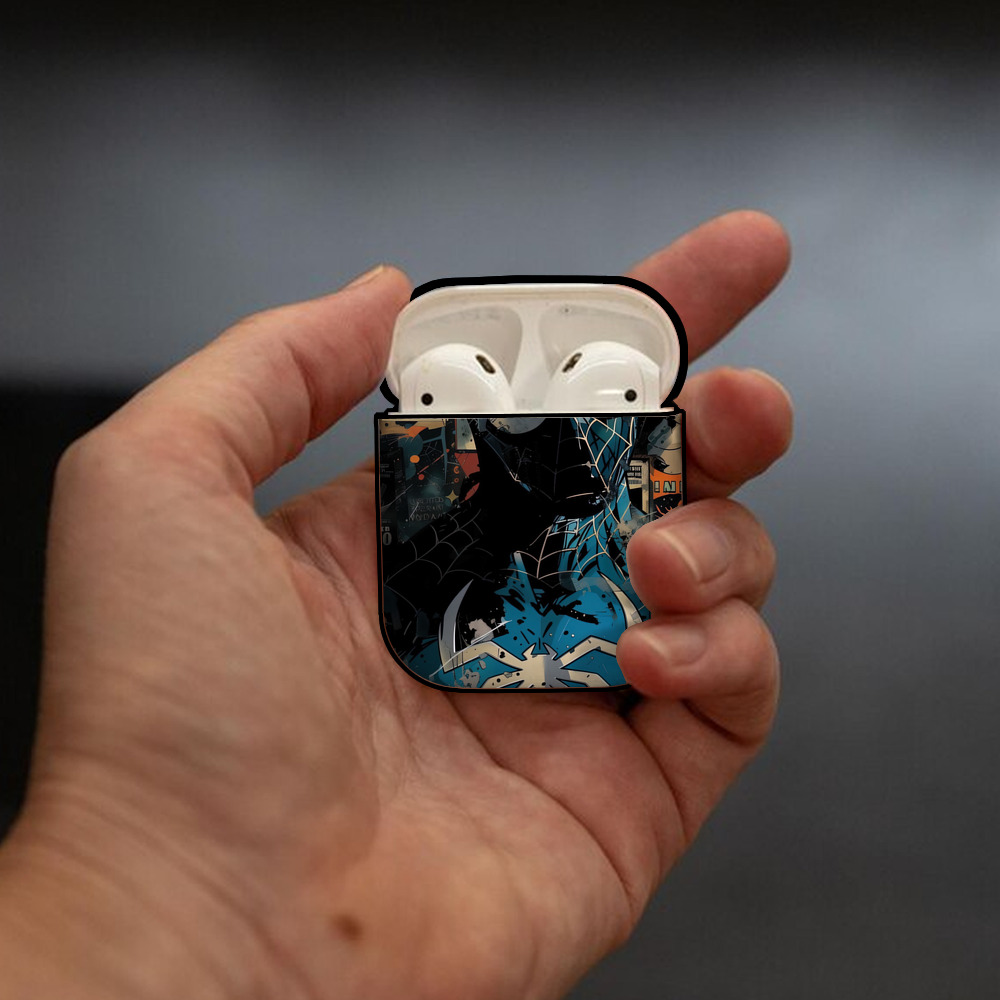 Spider Man スパイダーマン AirPods 第2世代保護ケース ハードシェル ブラック 耐衝撃・防指紋・カラビナ付き