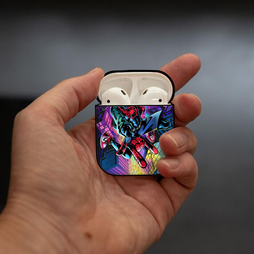 Spider Man スパイダーマン AirPods 第2世代保護ケース ハードシェル ブラック 耐衝撃・防指紋・カラビナ付き