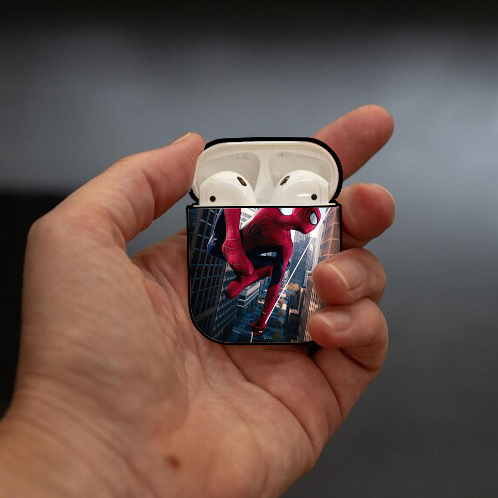 Spider Man スパイダーマン AirPods 第2世代保護ケース ハードシェル ブラック 耐衝撃・防指紋・カラビナ付き