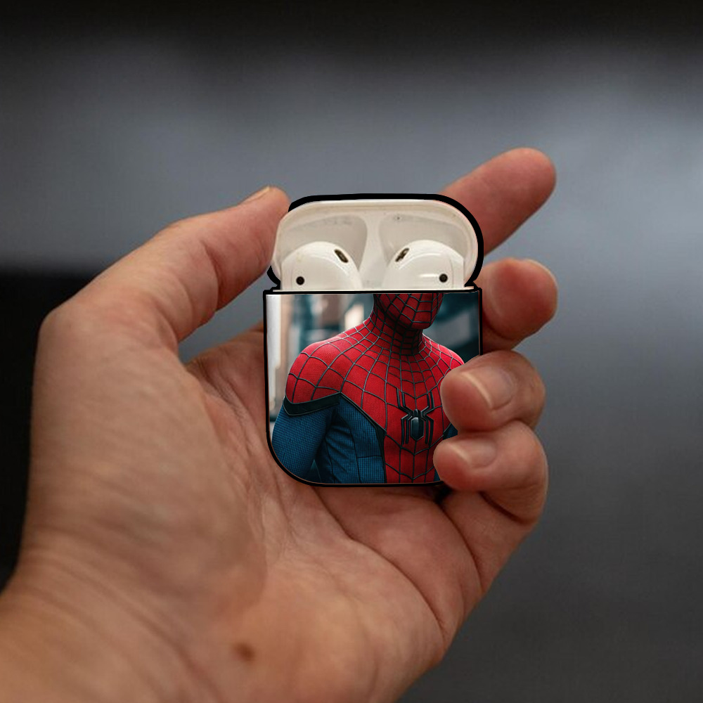 Spider Man スパイダーマン AirPods 第2世代保護ケース ハードシェル ブラック 耐衝撃・防指紋・カラビナ付き
