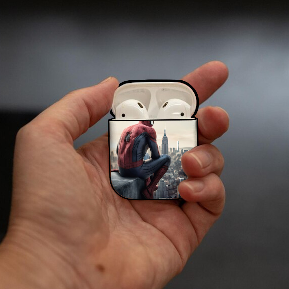 Spider Man スパイダーマン AirPods 第2世代保護ケース ハードシェル ブラック 耐衝撃・防指紋・カラビナ付き