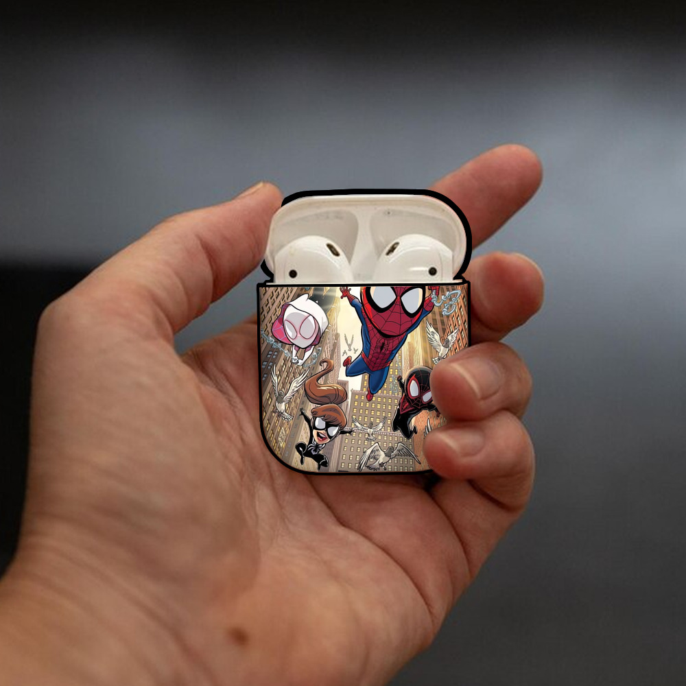 Spider Man スパイダーマン AirPods 第2世代保護ケース ハードシェル ブラック 耐衝撃・防指紋・カラビナ付き