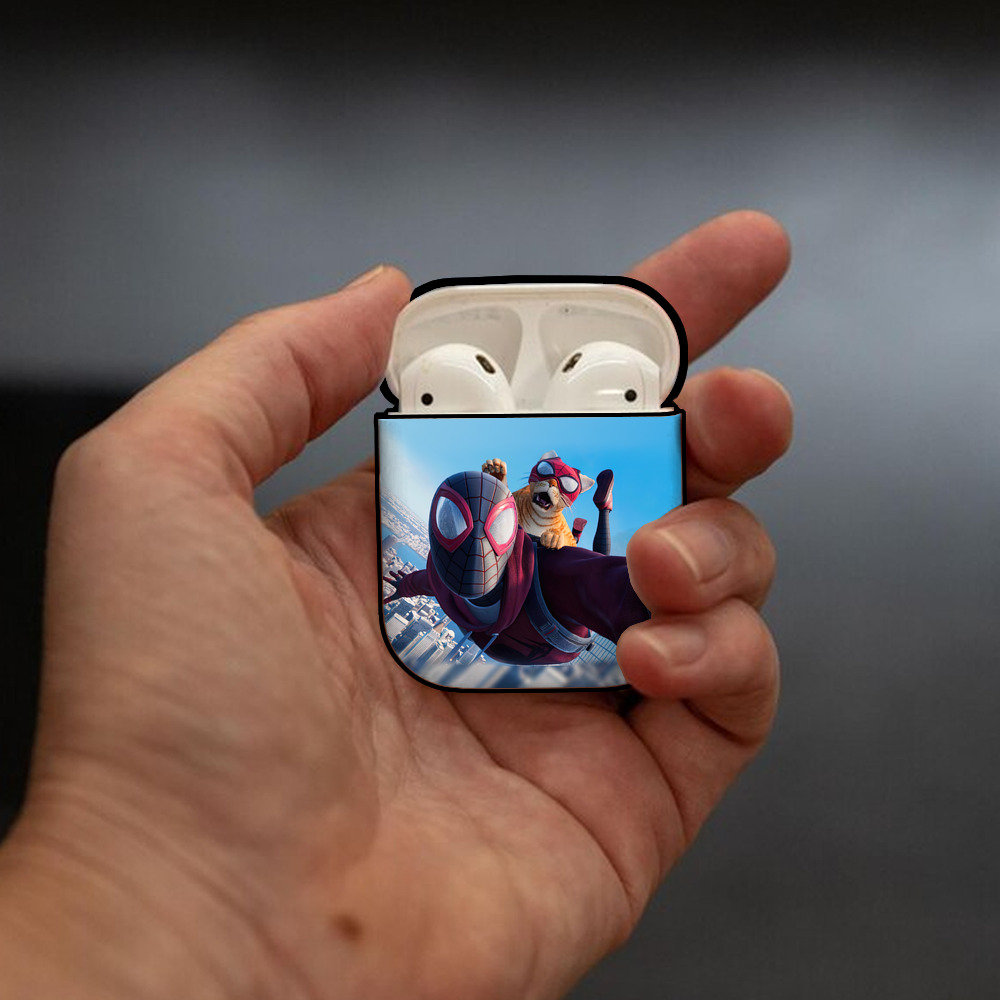 Spider Man スパイダーマン AirPods 第2世代保護ケース ハードシェル ブラック 耐衝撃・防指紋・カラビナ付き