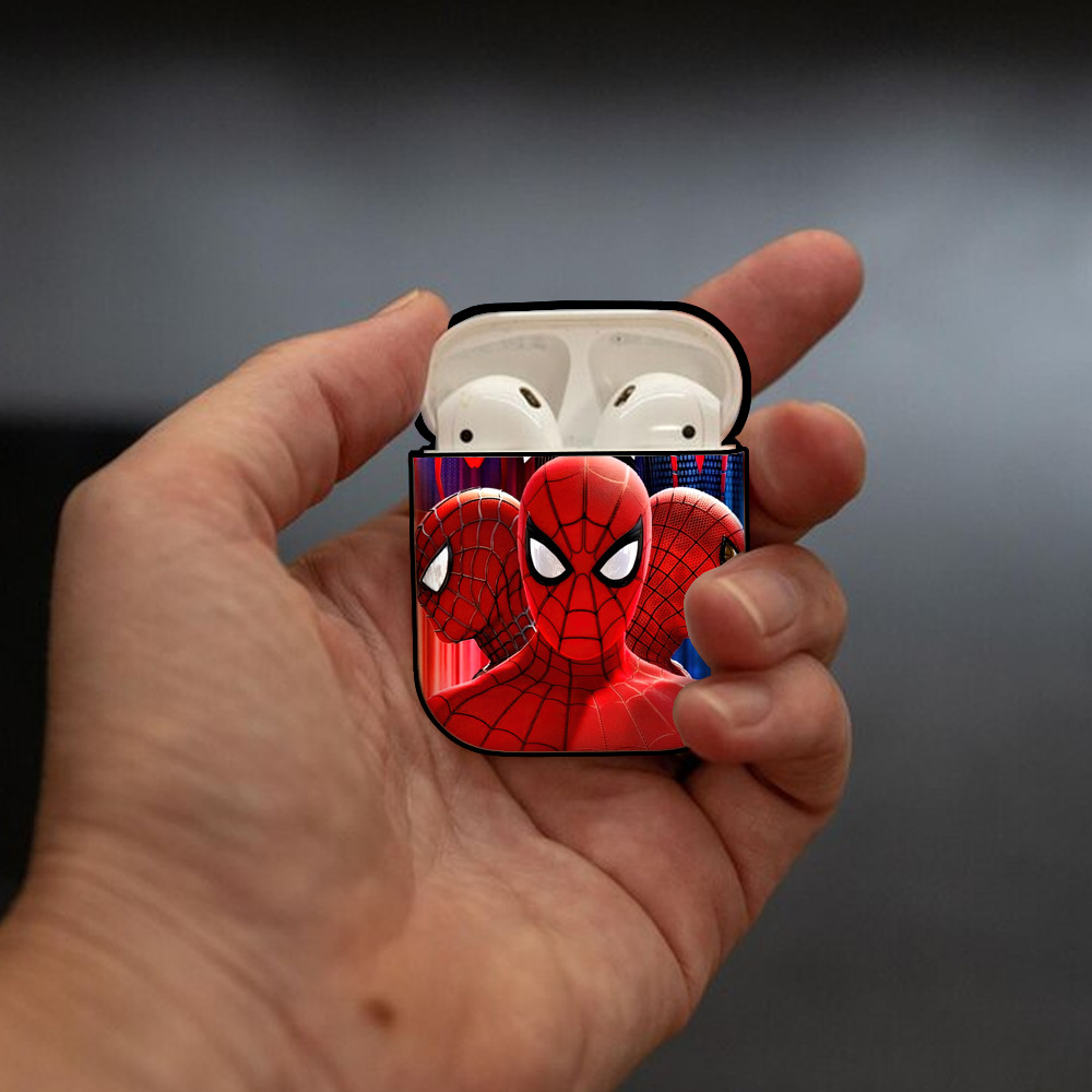 Spider Man スパイダーマン AirPods 第2世代保護ケース ハードシェル ブラック 耐衝撃・防指紋・カラビナ付き
