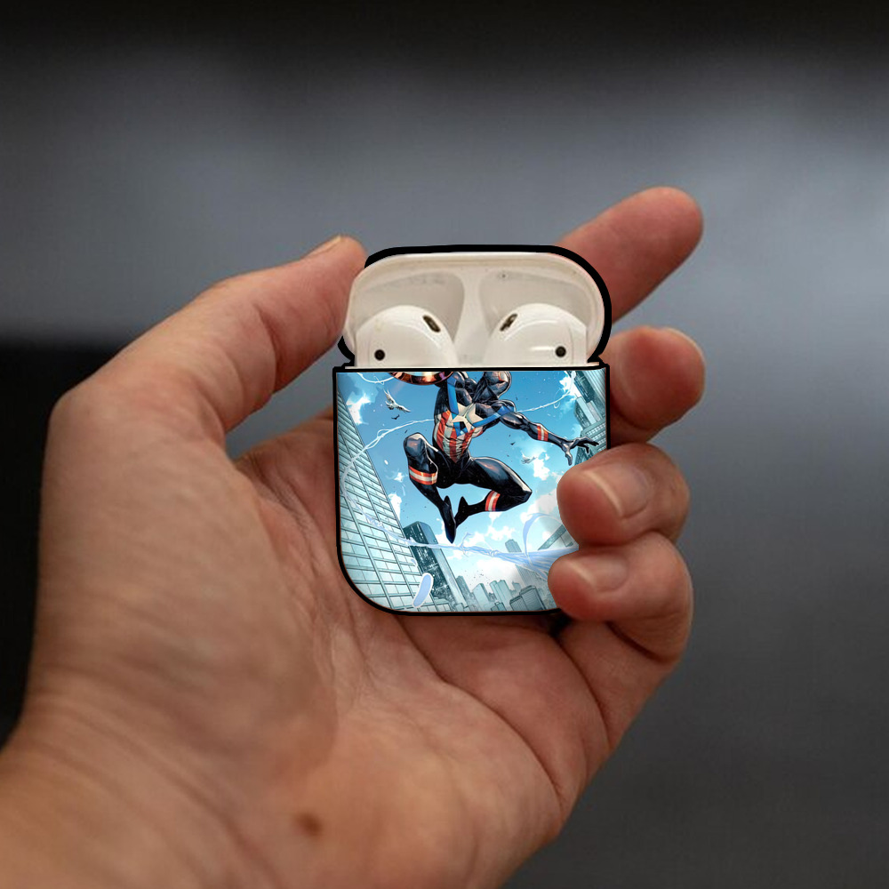 Spider Man スパイダーマン AirPods 第2世代保護ケース ハードシェル ブラック 耐衝撃・防指紋・カラビナ付き