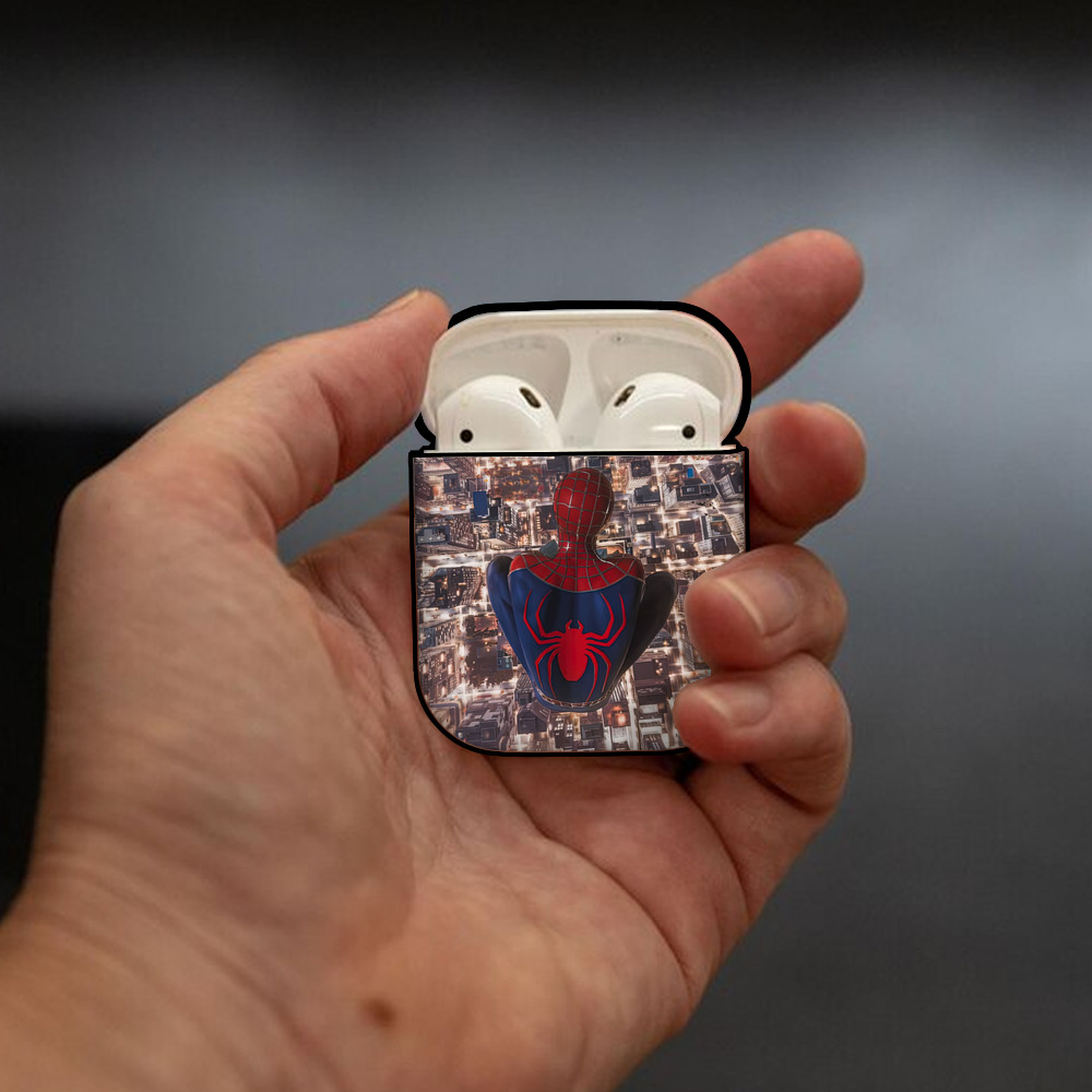 Spider Man スパイダーマン AirPods 第2世代保護ケース ハードシェル ブラック 耐衝撃・防指紋・カラビナ付き