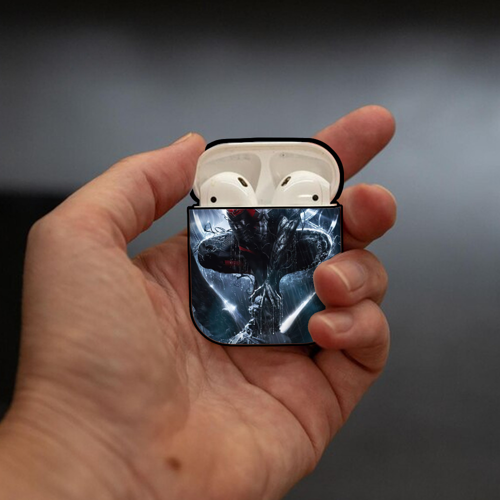 Spider Man スパイダーマン AirPods 第2世代保護ケース ハードシェル ブラック 耐衝撃・防指紋・カラビナ付き