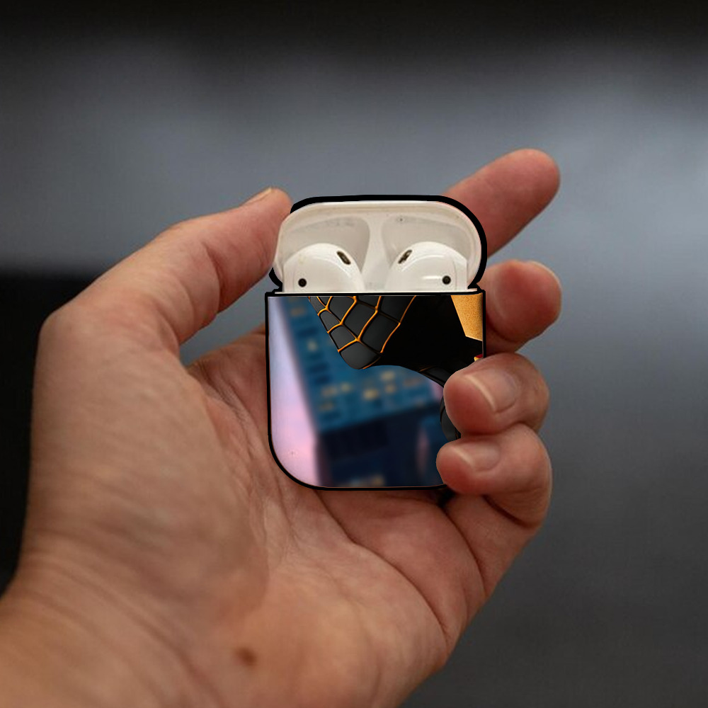 Spider Man スパイダーマン AirPods 第2世代保護ケース ハードシェル ブラック 耐衝撃・防指紋・カラビナ付き