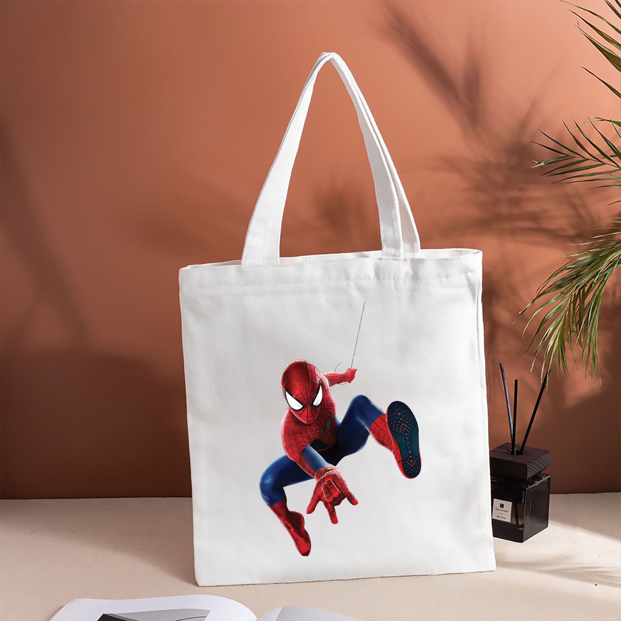 Spider Man スパイダーマン 縦型キャンバス生地手提げバッグ　トートバッグ