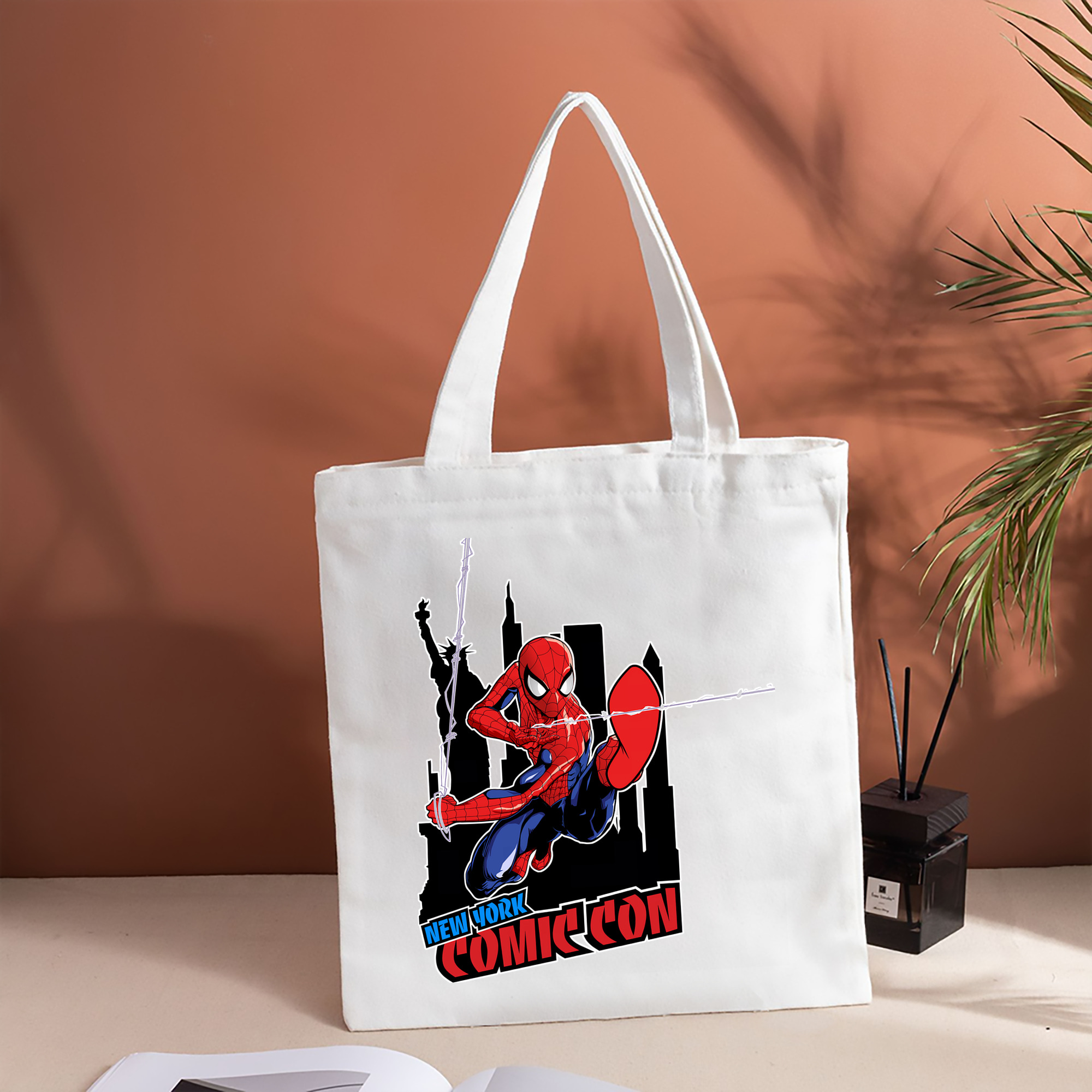Spider Man スパイダーマン 縦型キャンバス生地手提げバッグ　トートバッグ