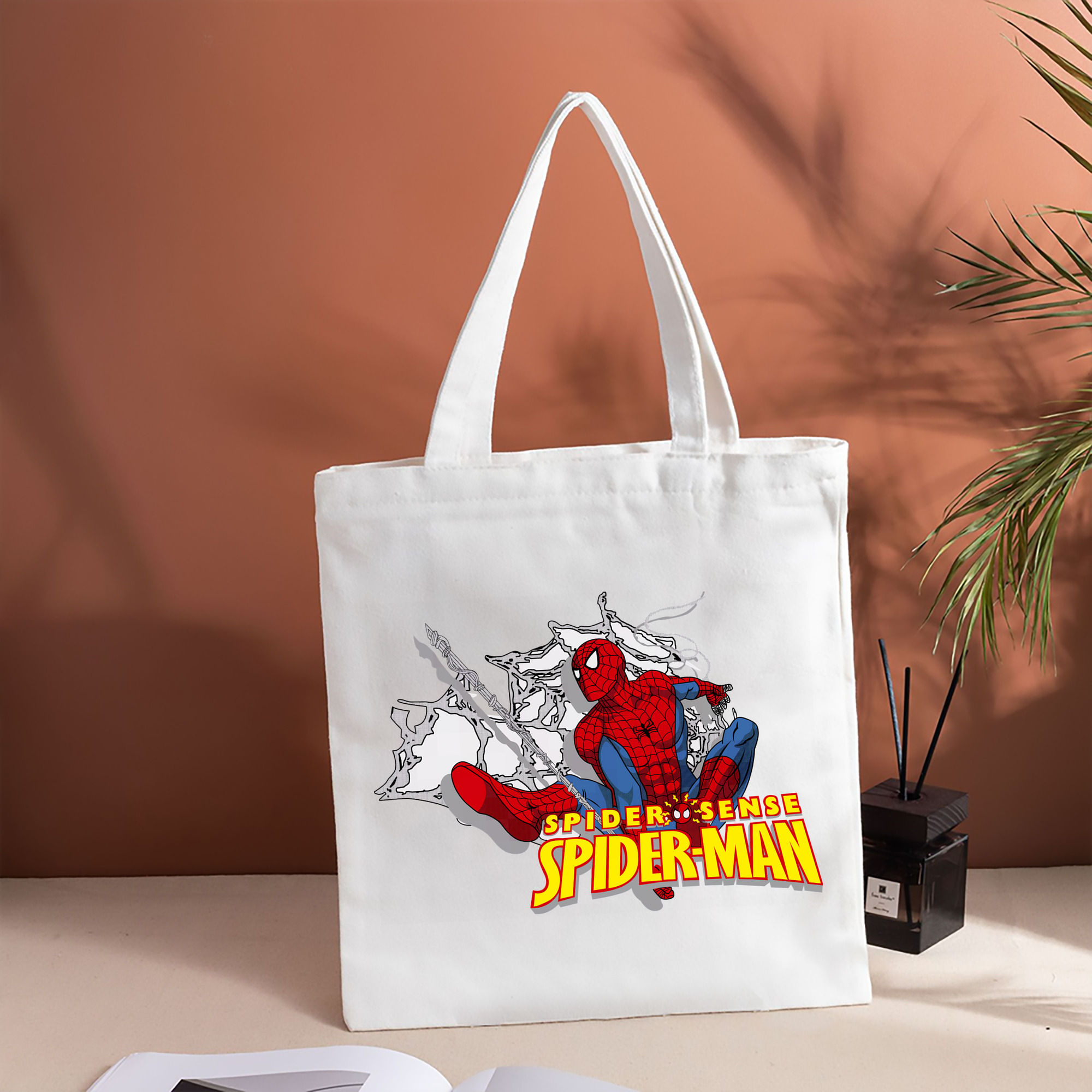 Spider Man スパイダーマン 縦型キャンバス生地手提げバッグ　トートバッグ