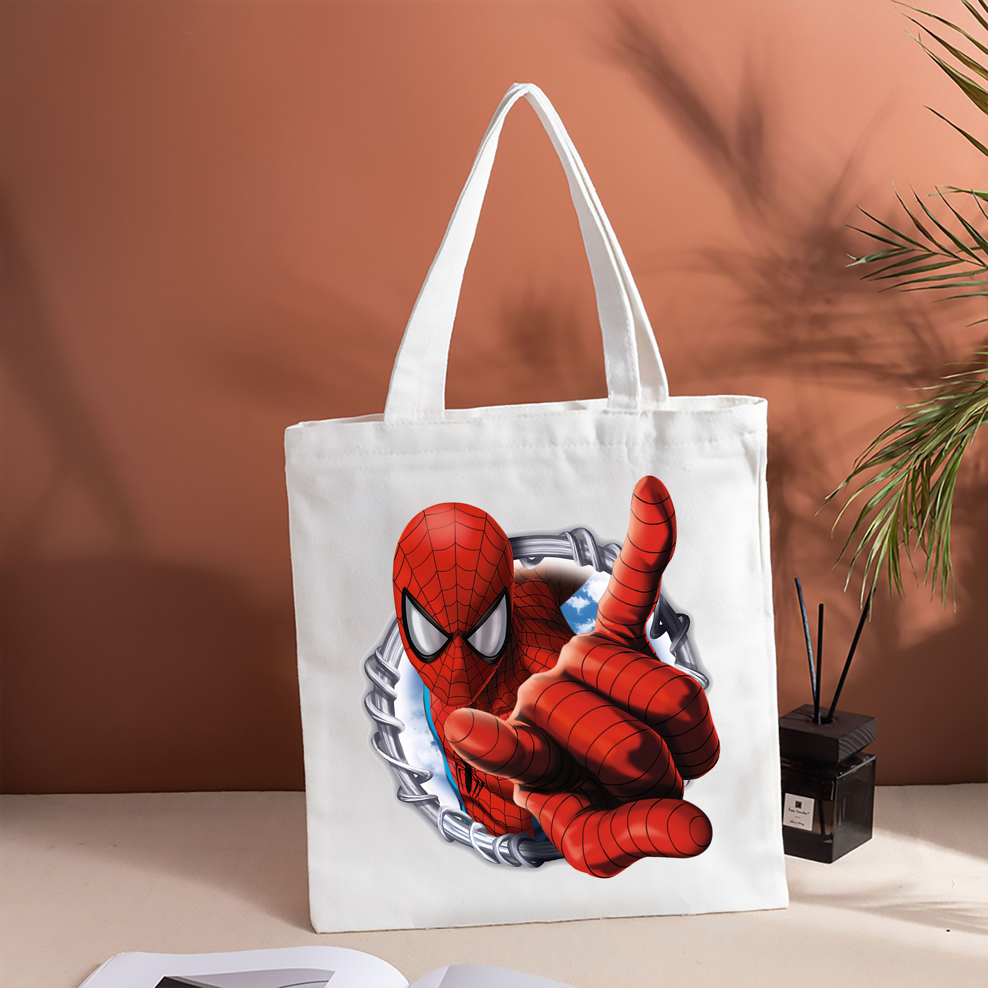 Spider Man スパイダーマン 縦型キャンバス生地手提げバッグ　トートバッグ