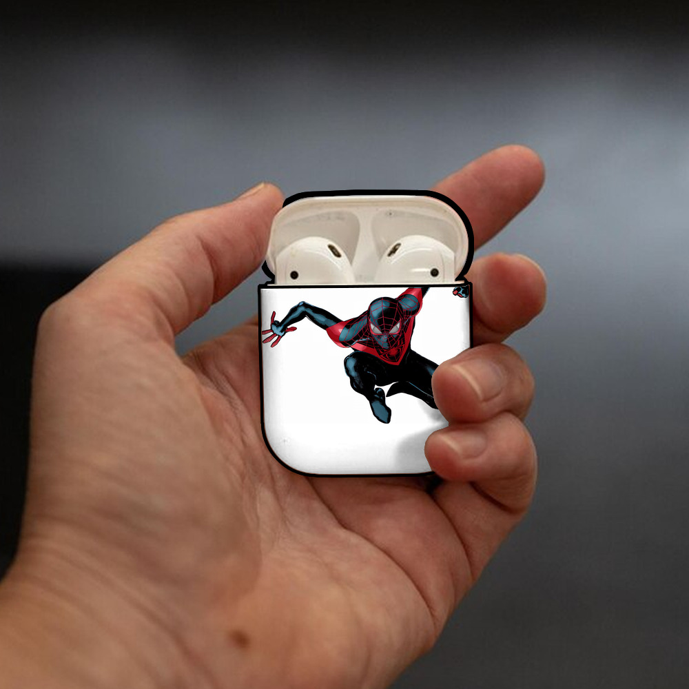 Spider Man スパイダーマン AirPods 第2世代保護ケース ハードシェル ブラック 耐衝撃・防指紋・カラビナ付き
