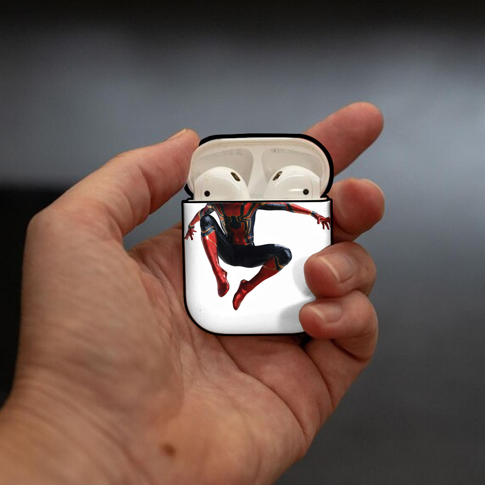 Spider Man スパイダーマン AirPods 第2世代保護ケース ハードシェル ブラック 耐衝撃・防指紋・カラビナ付き