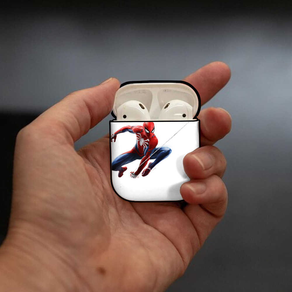 Spider Man スパイダーマン AirPods 第2世代保護ケース ハードシェル ブラック 耐衝撃・防指紋・カラビナ付き