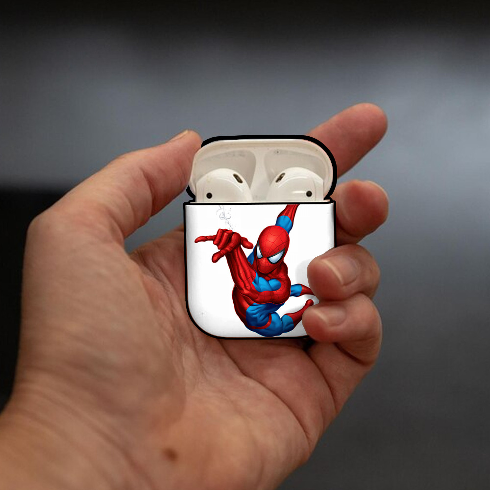 Spider Man スパイダーマン AirPods 第2世代保護ケース ハードシェル ブラック 耐衝撃・防指紋・カラビナ付き