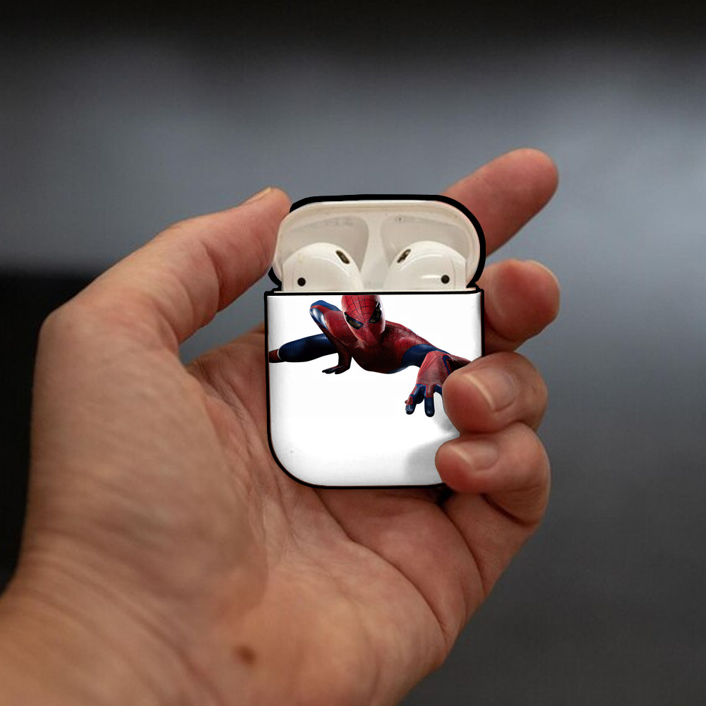 Spider Man スパイダーマン AirPods 第2世代保護ケース ハードシェル ブラック 耐衝撃・防指紋・カラビナ付き