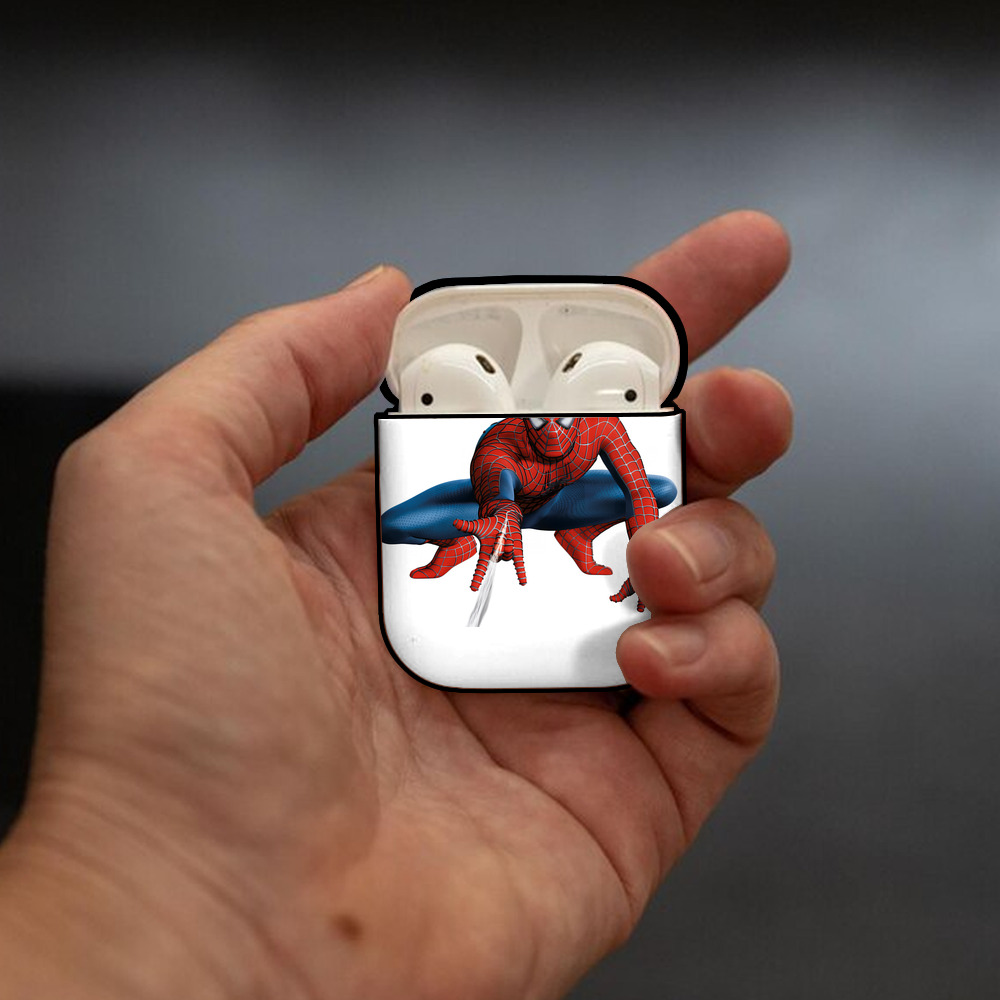 Spider Man スパイダーマン AirPods 第2世代保護ケース ハードシェル ブラック 耐衝撃・防指紋・カラビナ付き