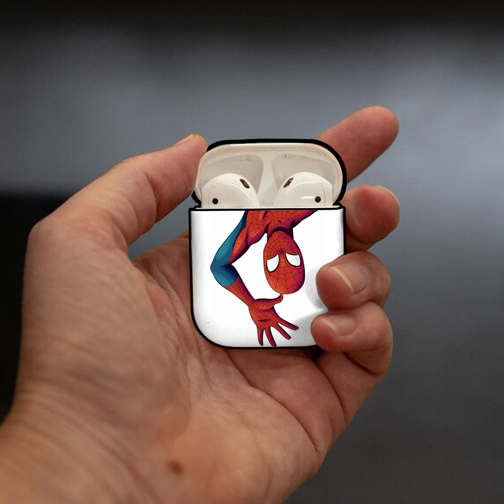 Spider Man スパイダーマン AirPods 第2世代保護ケース ハードシェル ブラック 耐衝撃・防指紋・カラビナ付き
