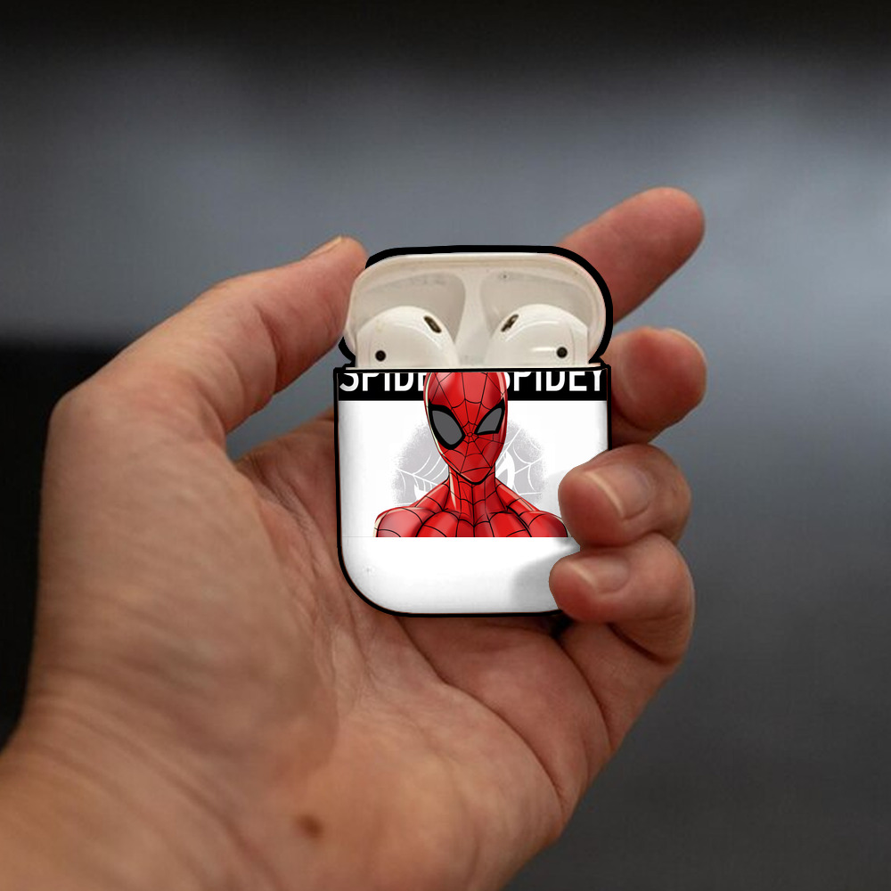 Spider Man スパイダーマン AirPods 第2世代保護ケース ハードシェル ブラック 耐衝撃・防指紋・カラビナ付き